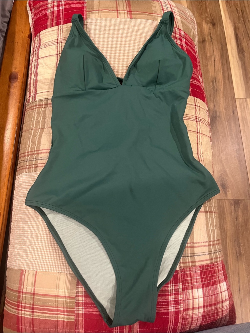 Cupshe Deep Green Scoop One-Piece Swimsuit for Kids